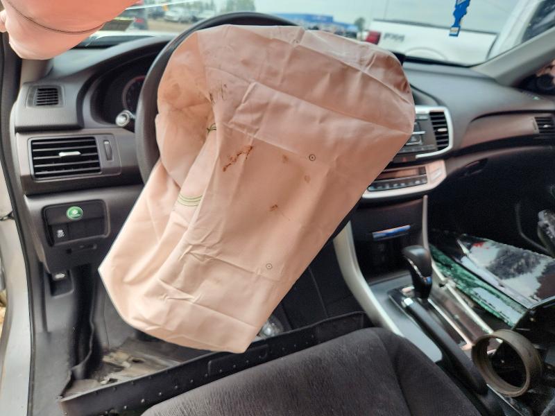 2015 Honda Accord მანქანა იყიდება აუქციონზე, vin: 1HGCR2F7XFA051478, აუქციონის ნომერი: 64422006