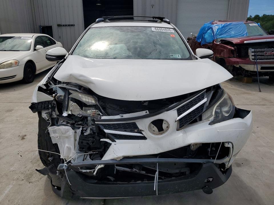 Продаж на аукціоні авто 2015 Toyota Rav4, vin: JTMRFREV8FD157601, номер лоту: 66004826