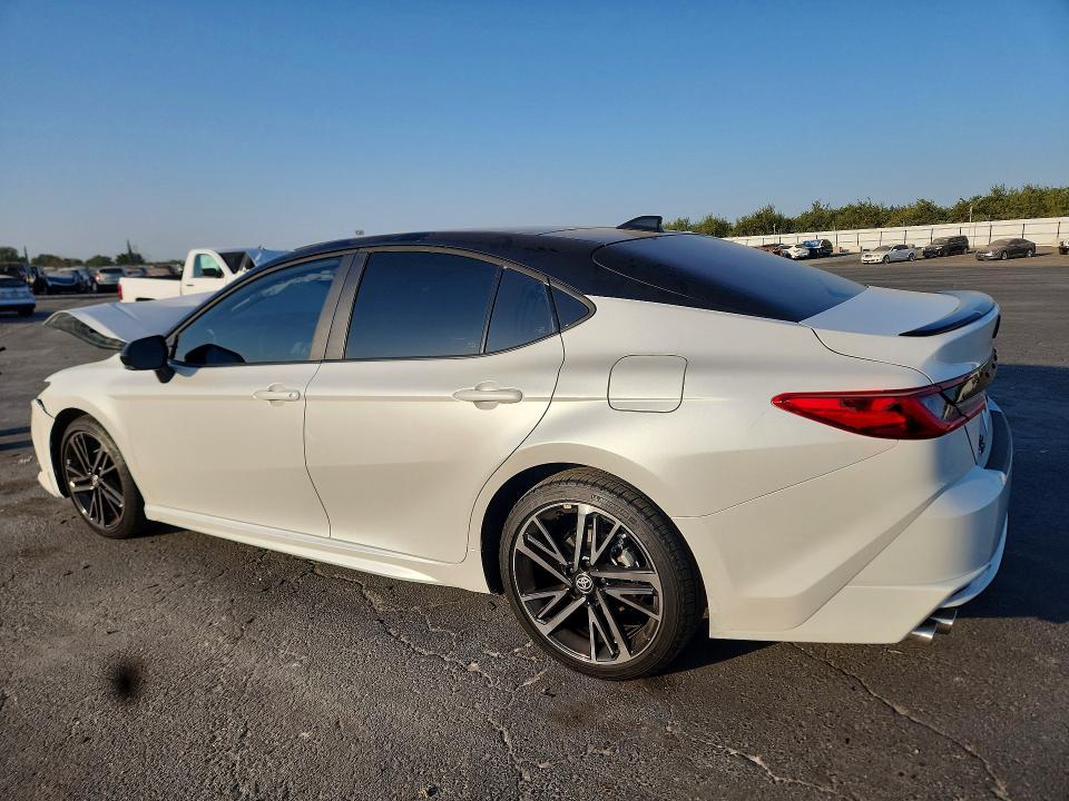 64634646 :رقم المزاد ، 4T1DBADK7TU054627 vin ، 2026 Toyota Camry مزاد بيع