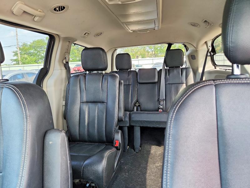 66713866 :رقم المزاد ، 2C4RC1BG4GR247052 vin ، 2016 Chrysler Town & Country مزاد بيع