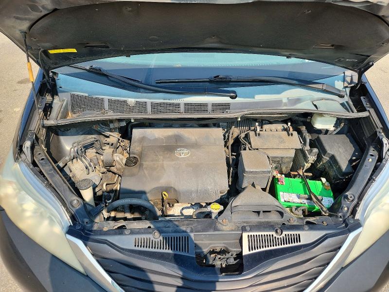 Продажа на аукционе авто 2013 Toyota Sienna, vin: 5TDKK3DC1DS331259, номер лота: 65013786