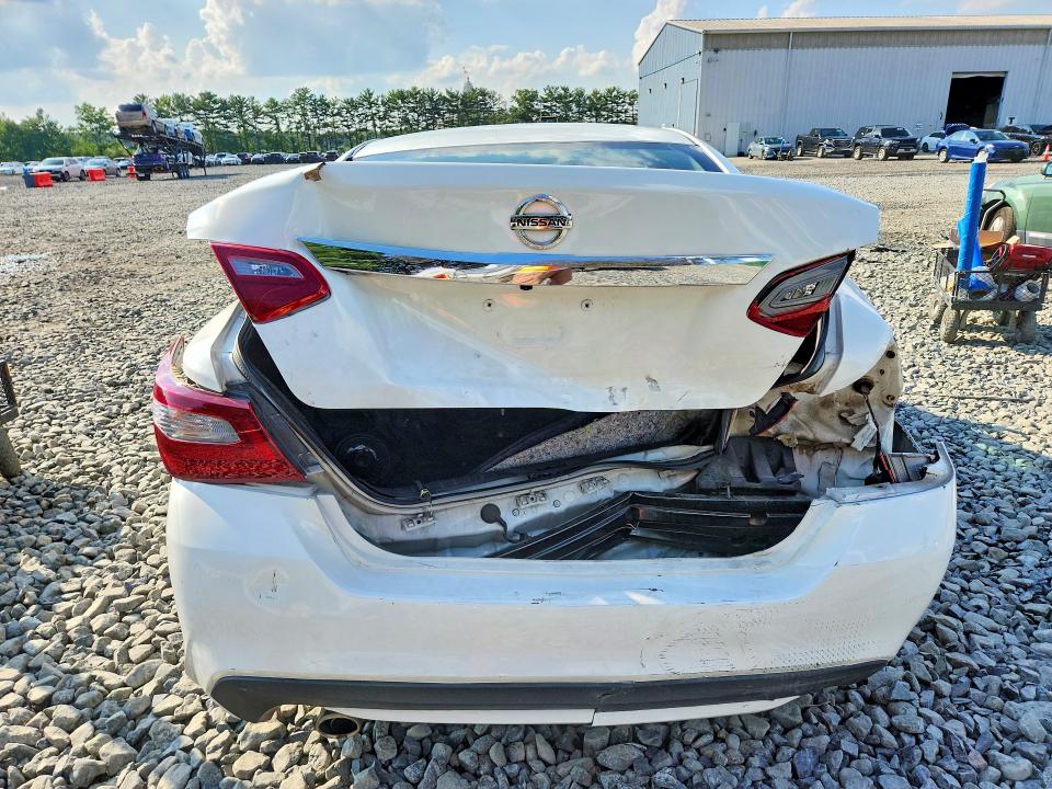 Продаж на аукціоні авто 2018 Nissan Altima, vin: 1N4AL3AP3JC245146, номер лоту: 64247166