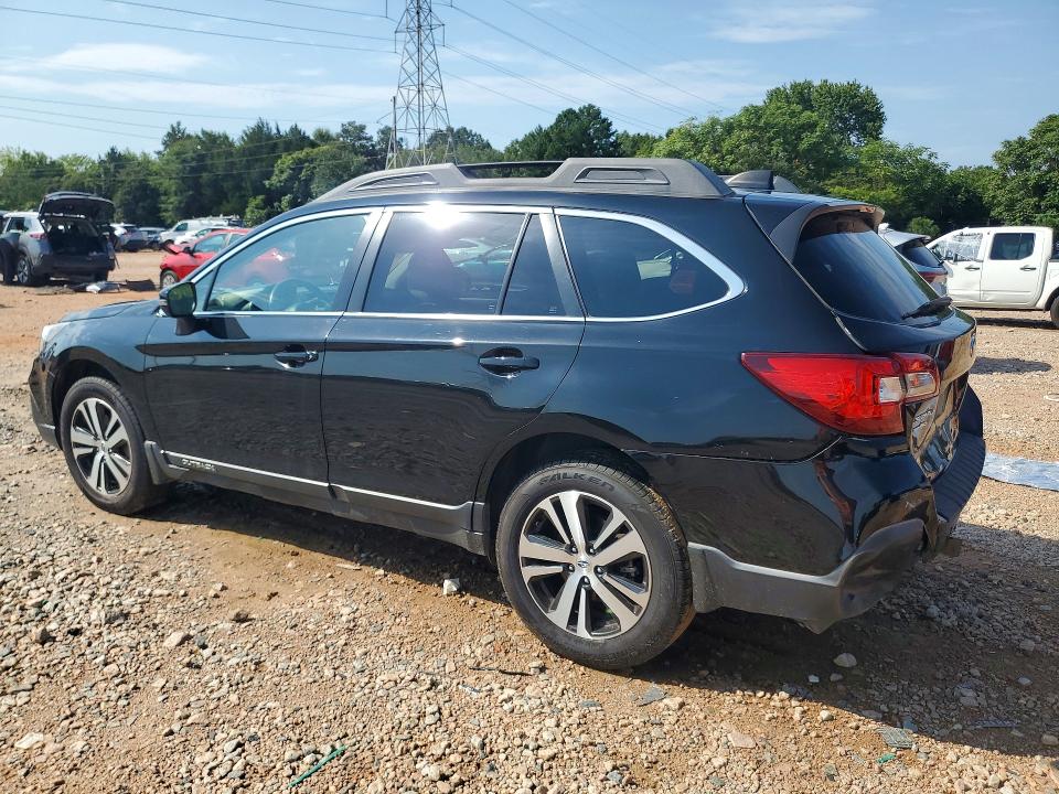 63923166 :رقم المزاد ، 4S4BSANC3J3338273 vin ، 2018 Subaru Outback مزاد بيع