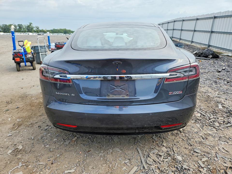 Продажа на аукционе авто 2018 Tesla Model S, vin: 5YJSA1E45JF276040, номер лота: 65276186