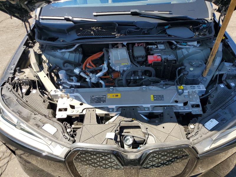 66198696 :رقم المزاد ، WB523CF07RCP85536 vin ، 2024 Bmw Ix مزاد بيع