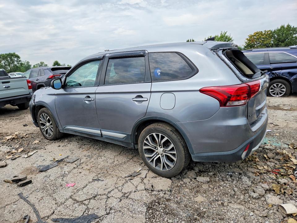 65345736 :رقم المزاد ، JA4AD2A35JZ053166 vin ، 2018 Mitsubishi Outlander مزاد بيع