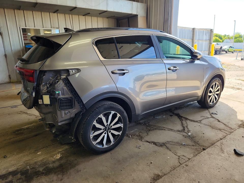 Продажа на аукционе авто 2018 Kia Sportage, vin: KNDPNCAC1J7362860, номер лота: 66394266