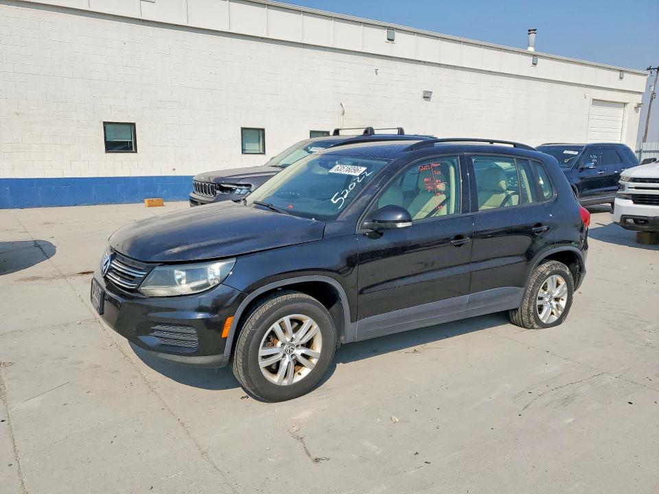 Aukcja sprzedaży 2017 Volkswagen Tiguan, vin: WVGBV7AXXHK004115, numer aukcji: 63516096