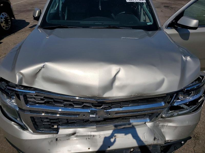Продаж на аукціоні авто 2017 Chevrolet Suburban, vin: 1GNSKHKCXHR205381, номер лоту: 50777426