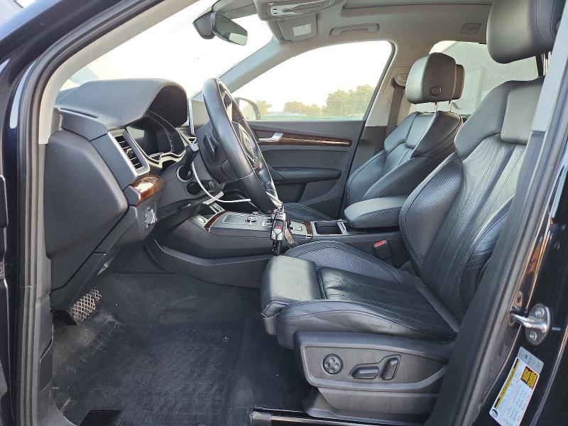 64901066 :رقم المزاد ، WA1BNAFY2J2080933 vin ، 2018 Audi Q5 مزاد بيع