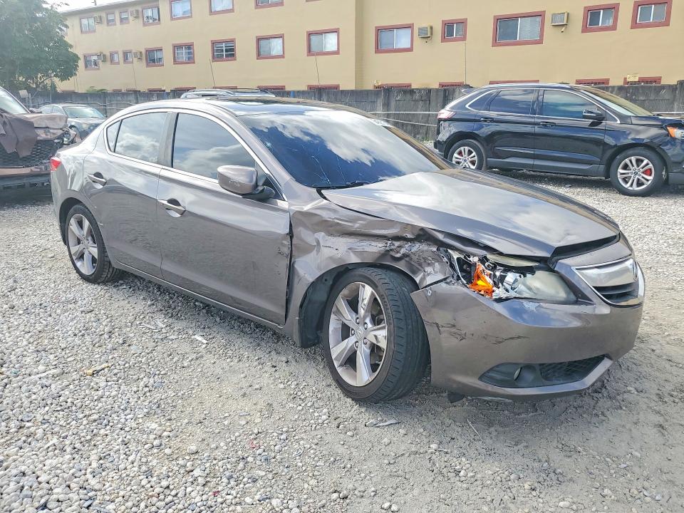 64321646 :رقم المزاد ، 19VDE1F76DE018845 vin ، 2013 Acura Ilx مزاد بيع