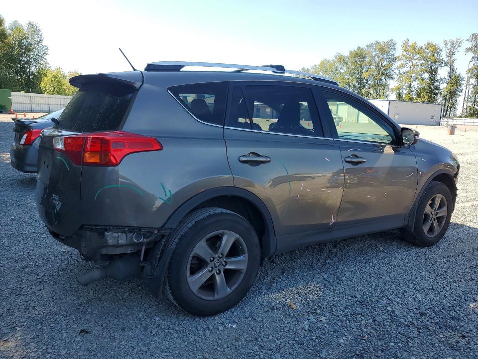 63908746 :رقم المزاد ، JTMRFREV9FD170244 vin ، 2015 Toyota Rav4 مزاد بيع