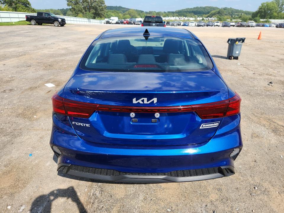 67035056 :رقم المزاد ، 3KPF24AD9NE466389 vin ، 2022 Kia Forte مزاد بيع