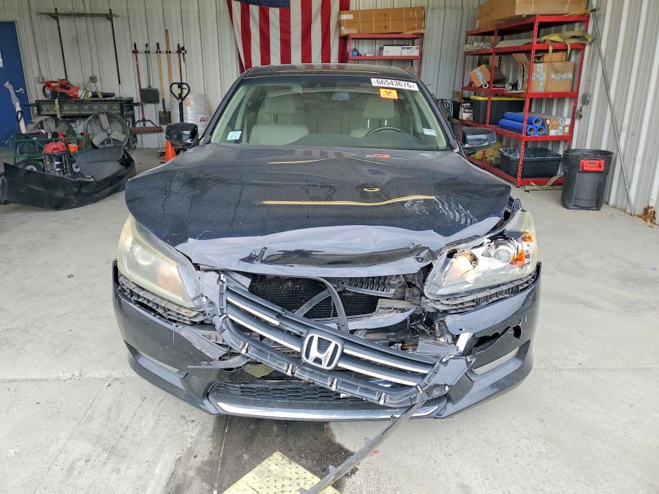 Продажа на аукционе авто 2014 Honda Accord, vin: 1HGCR2F82EA145460, номер лота: 66543676