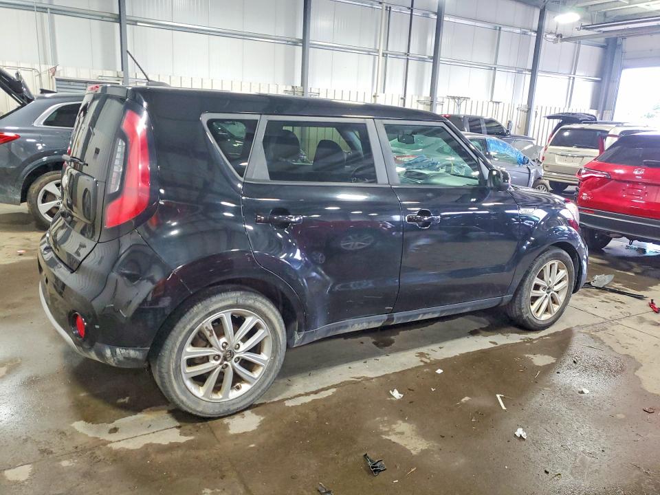 Продаж на аукціоні авто 2017 Kia Soul, vin: KNDJP3A59H7410102, номер лоту: 65657576