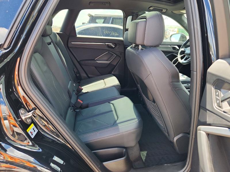 66459006 :رقم المزاد ، WA1DECF32R1186261 vin ، 2024 Audi Q3 مزاد بيع