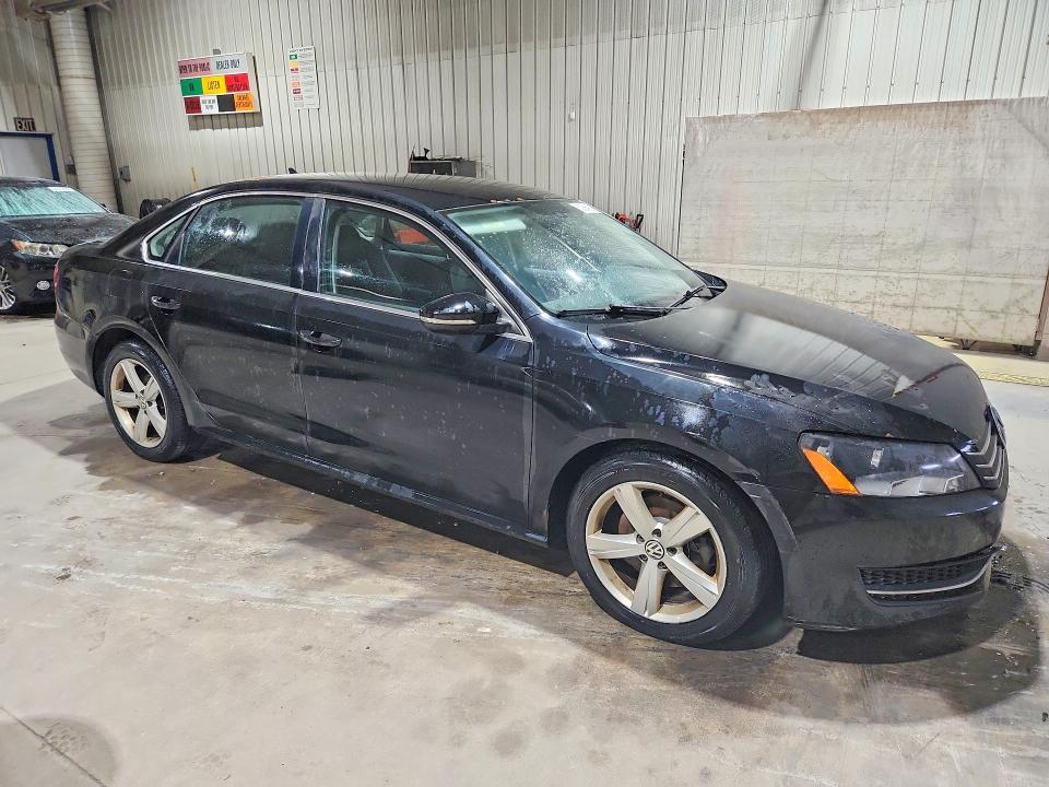 2012 Volkswagen Passat მანქანა იყიდება აუქციონზე, vin: 1VWBP7A38CC011866, აუქციონის ნომერი: 63994266