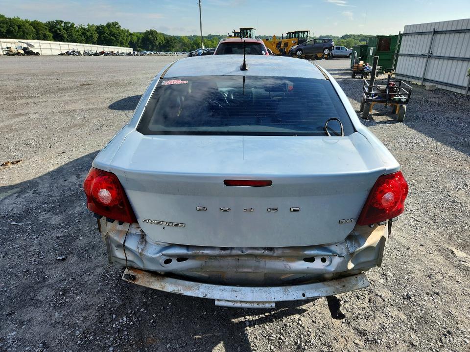 63722786 :رقم المزاد ، 1C3CDZCB8DN608672 vin ، 2013 Dodge Avenger مزاد بيع