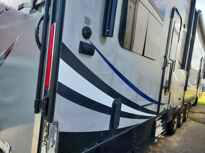 63818986 :رقم المزاد ، 1UJCJSCV0G19G0206 vin ، 2016 Jayco Seismic مزاد بيع