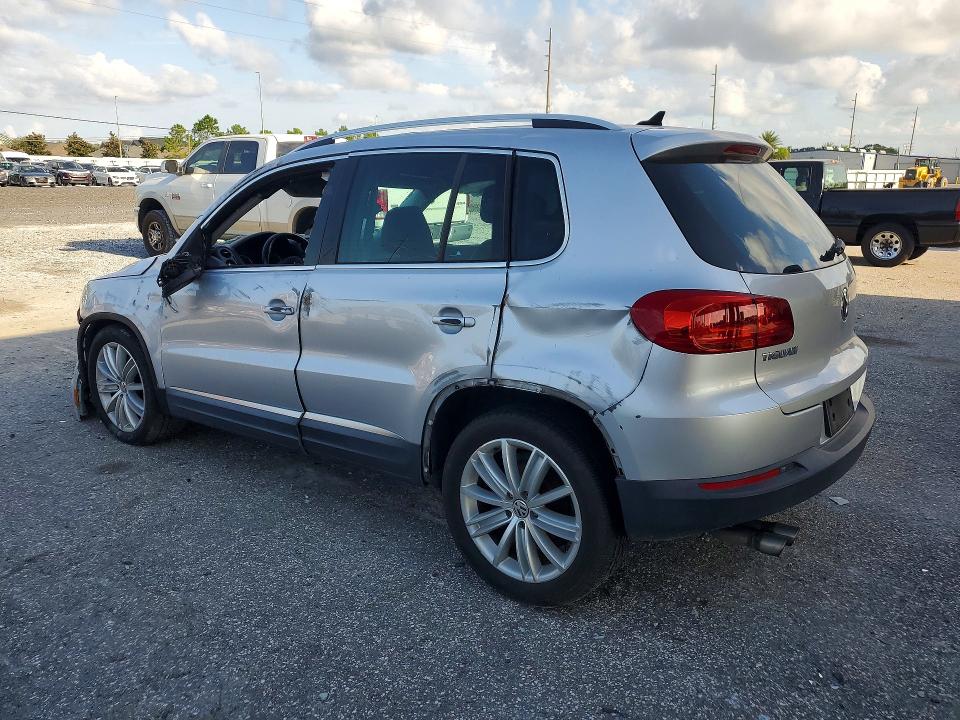 Продажа на аукционе авто 2015 Volkswagen Tiguan, vin: WVGAV7AX6FW605667, номер лота: 65656166