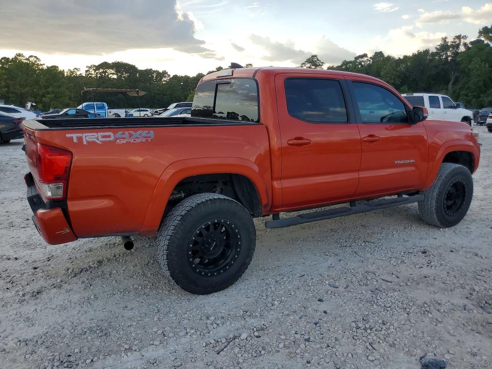 2017 Toyota Tacoma მანქანა იყიდება აუქციონზე, vin: 5TFCZ5AN2HX102879, აუქციონის ნომერი: 65852976