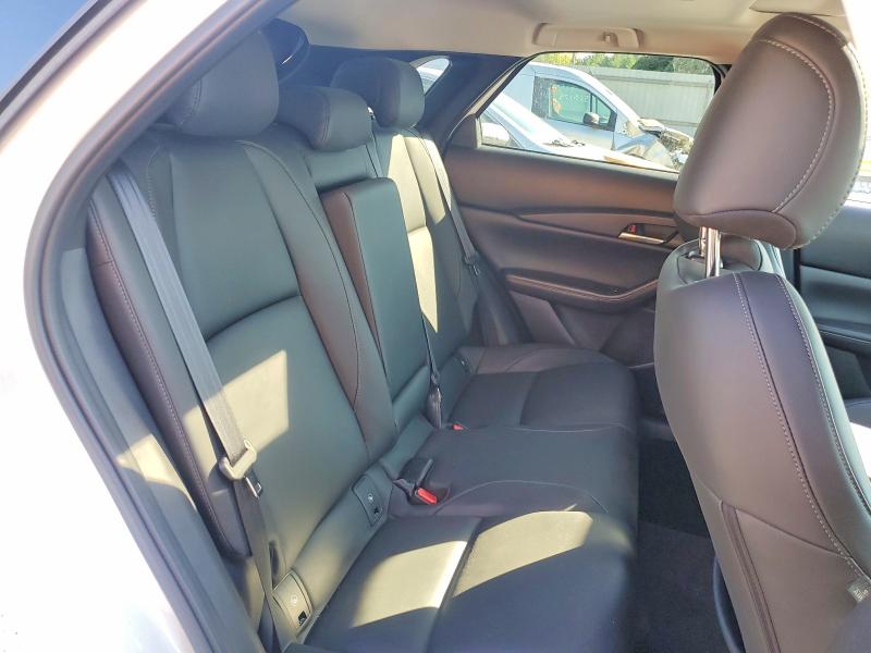 65264486 :رقم المزاد ، 3MVDMBCL9NM423542 vin ، 2022 Mazda Cx-30 مزاد بيع
