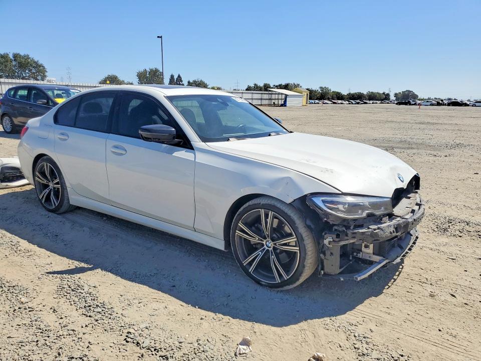 63715986 :رقم المزاد ، 3MW5R7J09M8B97942 vin ، 2021 Bmw 330xi مزاد بيع
