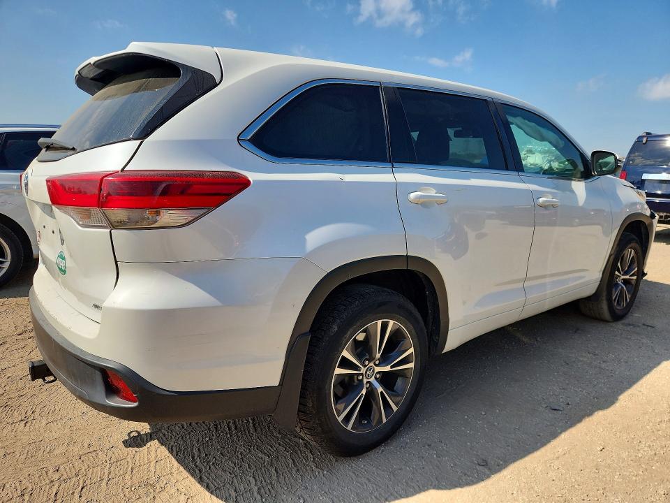 Aukcja sprzedaży 2018 Toyota Highlander, vin: 5TDBZRFH6JS800123, numer aukcji: 67095806