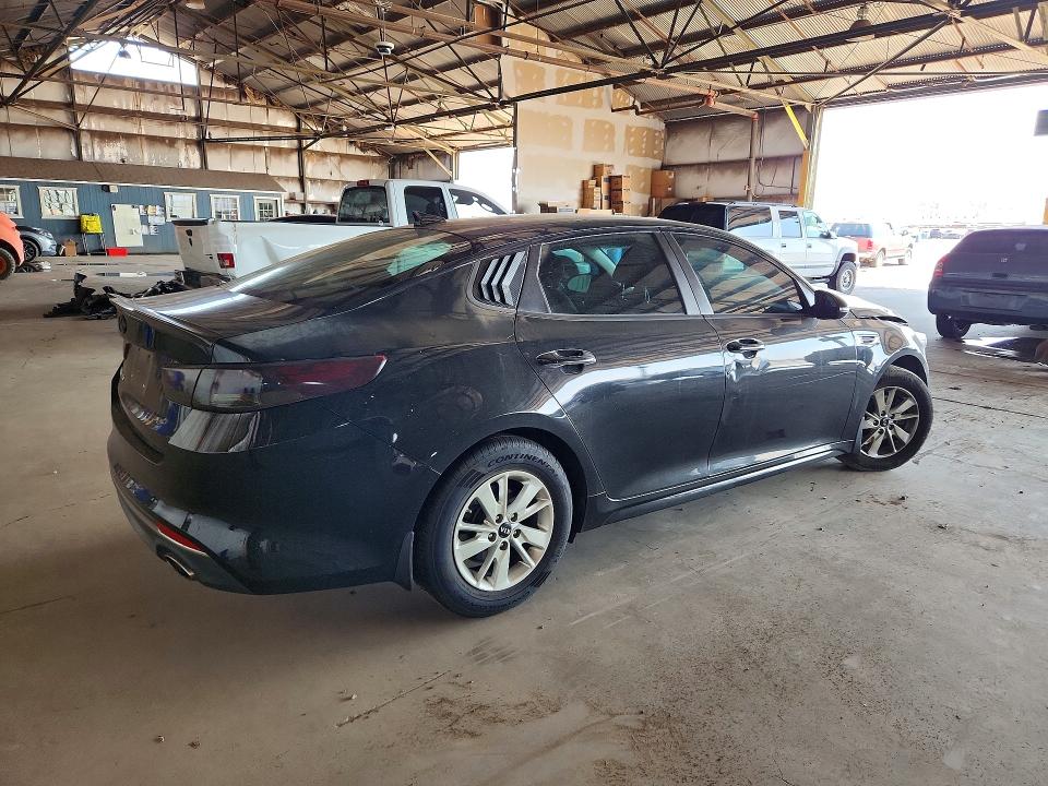Продаж на аукціоні авто 2016 Kia Optima, vin: 5XXGT4L31GG103570, номер лоту: 64415016
