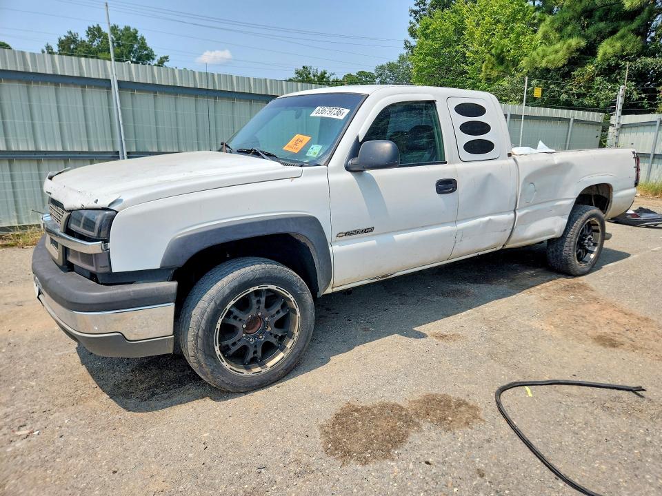 Продаж на аукціоні авто 2003 Chevrolet Silverado, vin: 1GCHC29U53E148633, номер лоту: 63679736