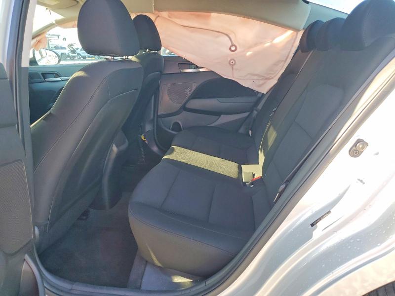 64737776 :رقم المزاد ، 5NPD84LF5KH481483 vin ، 2019 Hyundai Elantra مزاد بيع