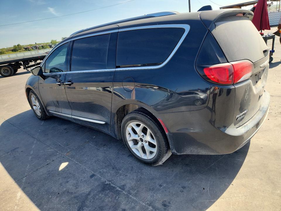 Продажа на аукционе авто 2017 Chrysler Pacifica, vin: 2C4RC1EG2HR669513, номер лота: 65630266