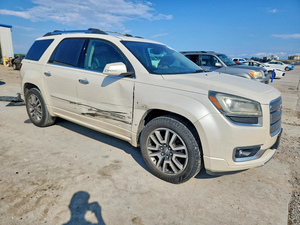 67106046 :رقم المزاد ، 1GKKRTKD4EJ233112 vin ، 2014 Gmc Acadia مزاد بيع