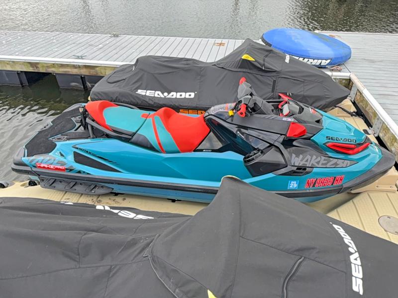 Продажа на аукционе авто 2019 Bombardier Jetski, vin: YDV07566K819, номер лота: 66463696
