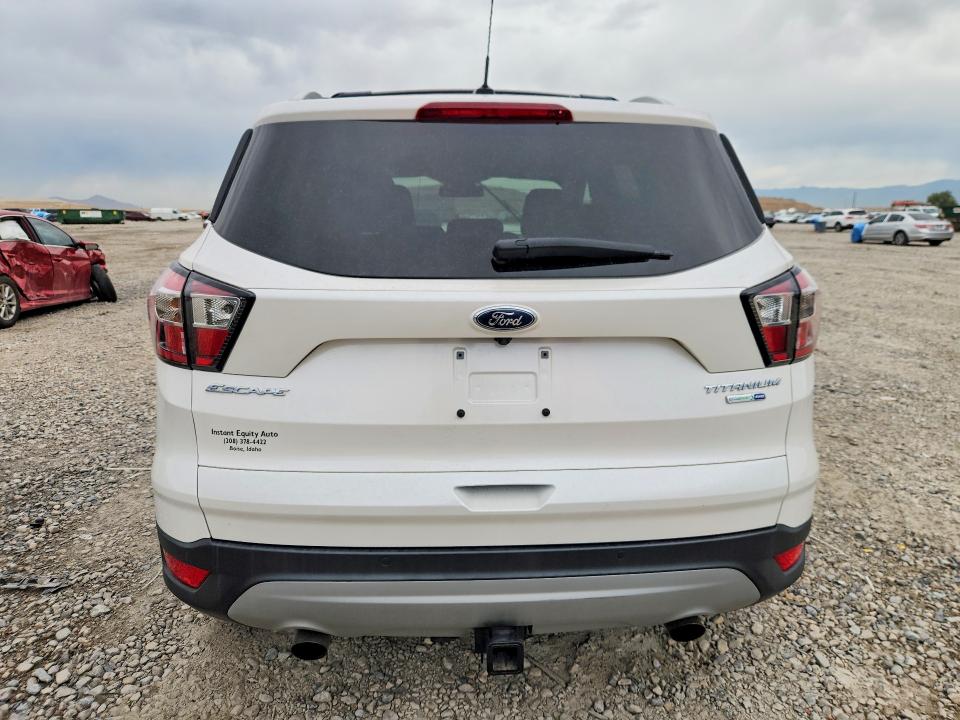 2017 Ford Escape მანქანა იყიდება აუქციონზე, vin: 1FMCU9J91HUB62576, აუქციონის ნომერი: 67099286