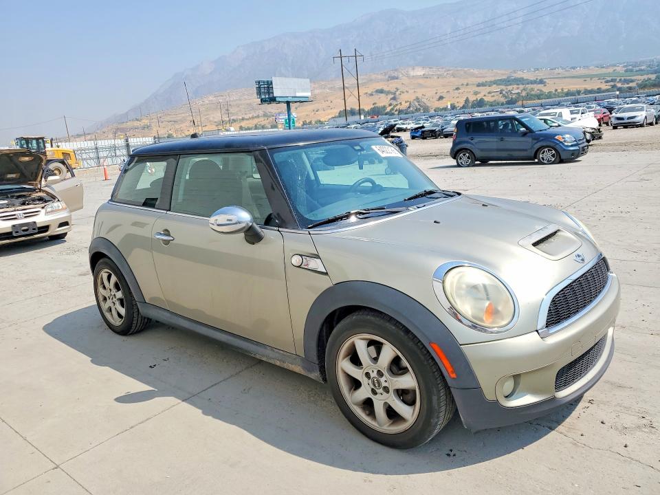 Продаж на аукціоні авто 2009 Mini Cooper, vin: WMWMF73569TT94340, номер лоту: 64022186