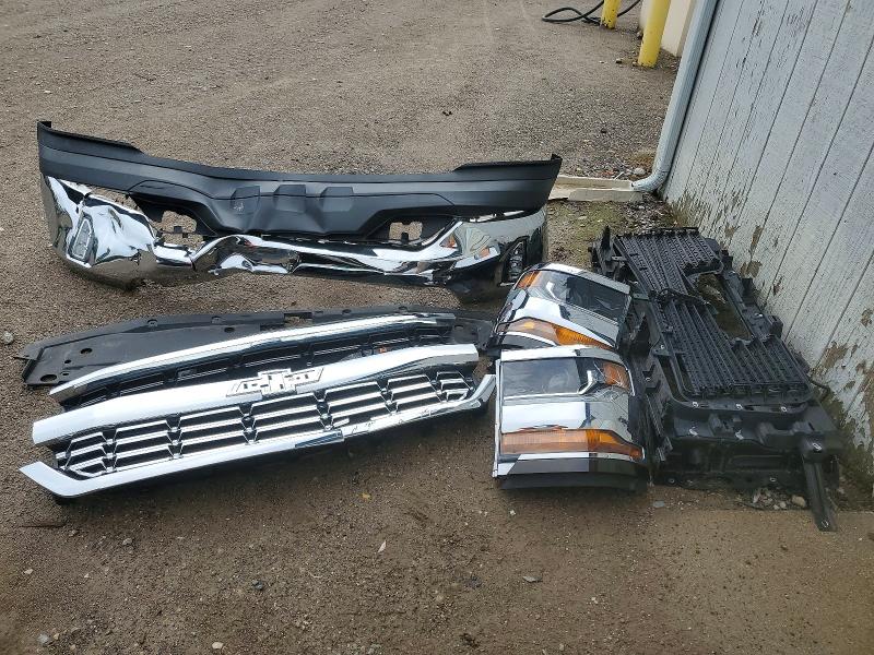 Продаж на аукціоні авто 2018 Chevrolet Silverado, vin: 1GCVKREC8JZ376885, номер лоту: 64006976
