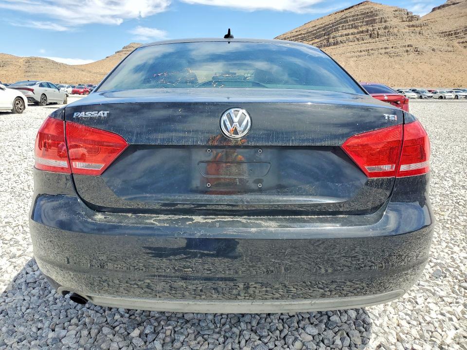 65321176 :رقم المزاد ، 1VWAT7A36EC032354 vin ، 2014 Volkswagen Passat مزاد بيع