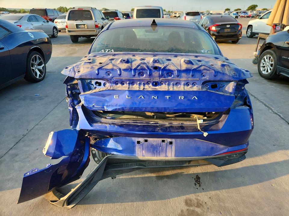 Продажа на аукционе авто 2021 Hyundai Elantra, vin: KMHLM4AG9MU068487, номер лота: 63607636