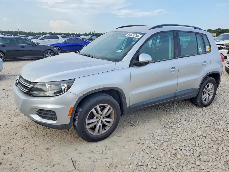 Продаж на аукціоні авто 2015 Volkswagen Tiguan, vin: WVGAV7AX4FW597598, номер лоту: 64079716