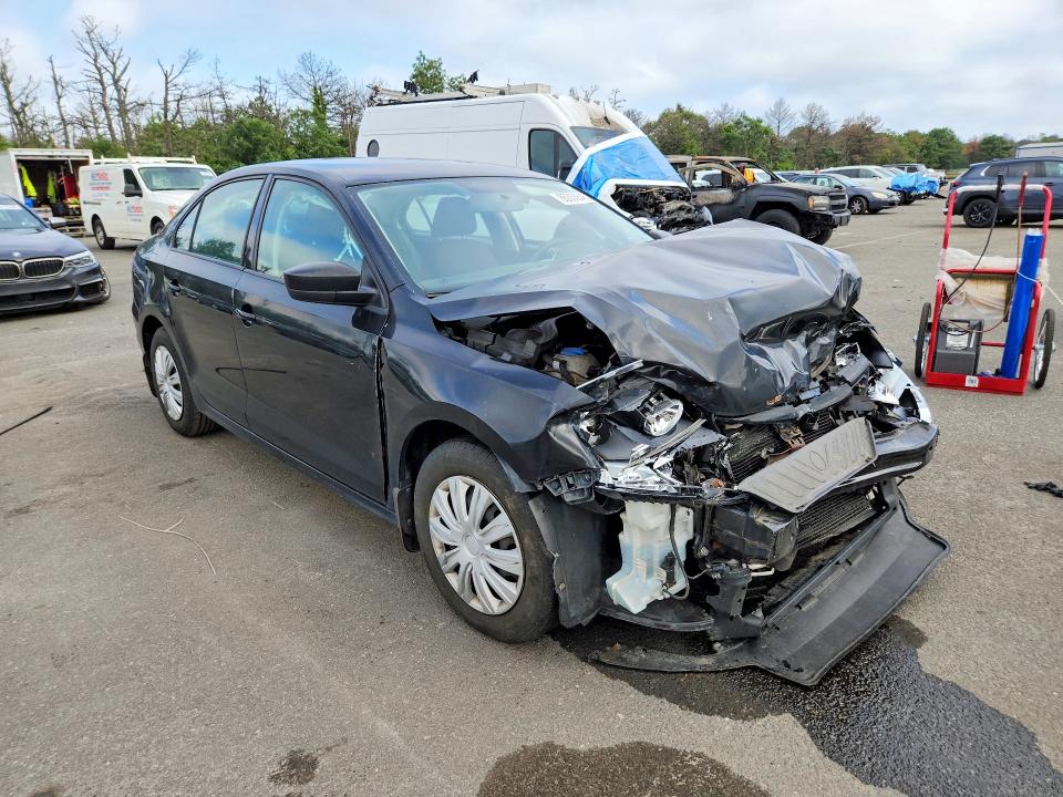 65333846 :رقم المزاد ، 3VW2K7AJ6EM381941 vin ، 2014 Volkswagen Jetta مزاد بيع
