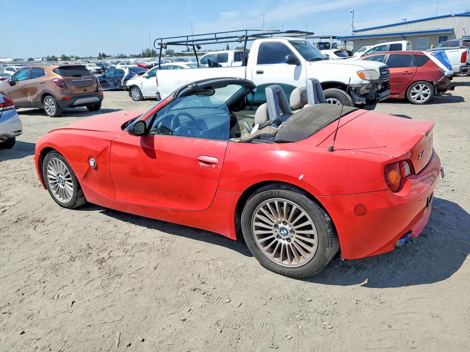 61448656 :رقم المزاد ، 4USBT53424LU06291 vin ، 2004 Bmw Z4 مزاد بيع
