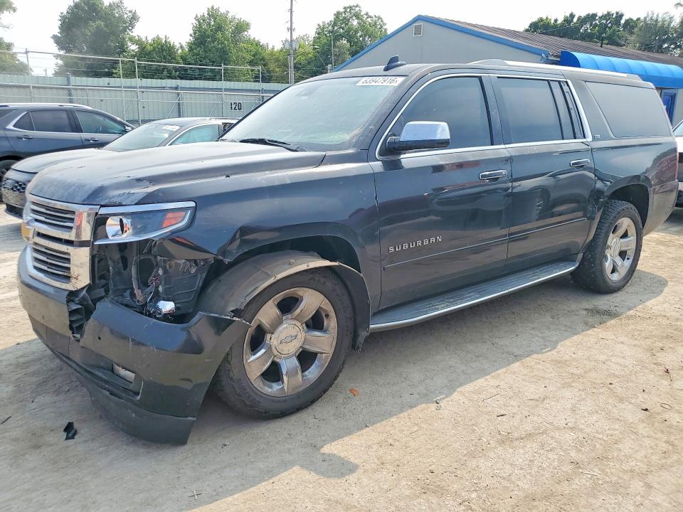 63947916 :رقم المزاد ، 1GNSKKKCXFR738308 vin ، 2015 Chevrolet Suburban مزاد بيع