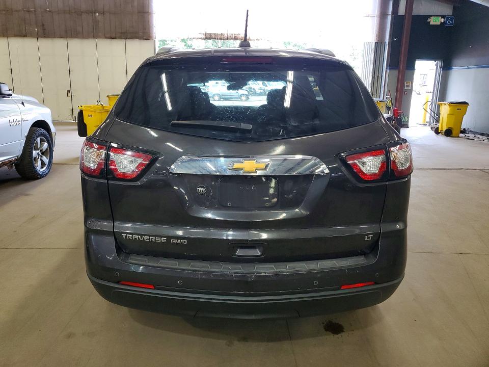 64000086 :رقم المزاد ، 1GNKVGKD8HJ215982 vin ، 2017 Chevrolet Traverse مزاد بيع