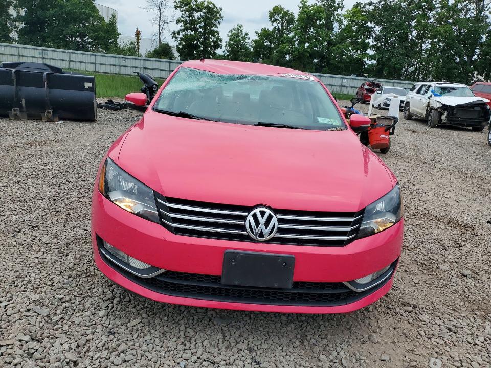 Продаж на аукціоні авто 2015 Volkswagen Passat, vin: 1VWAT7A36FC099697, номер лоту: 64148426