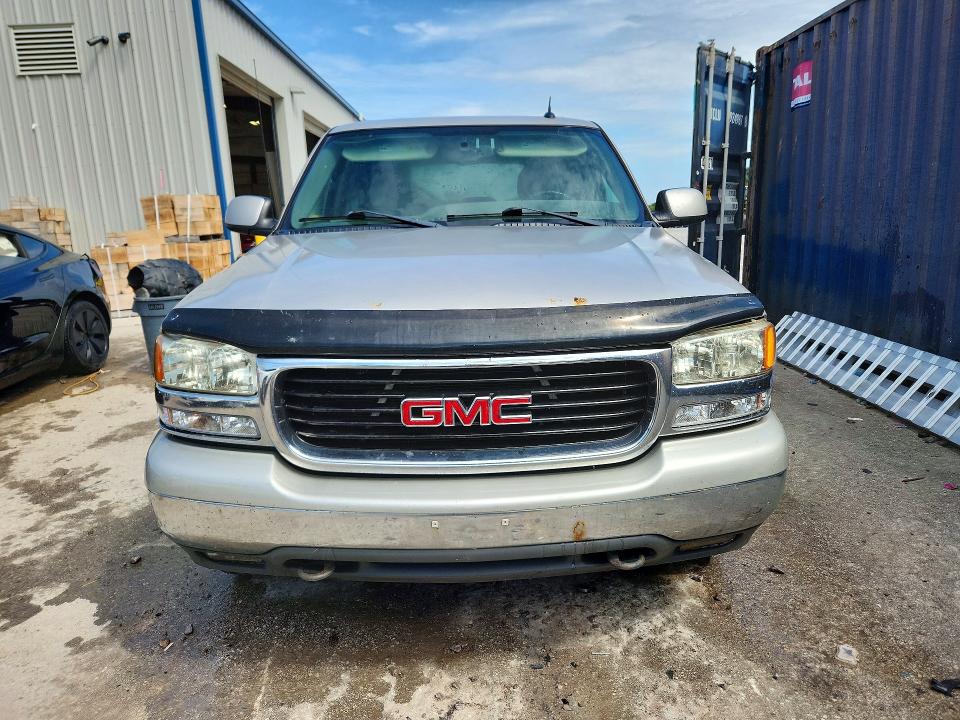 65328256 :رقم المزاد ، 1GKEC13V85J153824 vin ، 2005 Gmc Yukon مزاد بيع