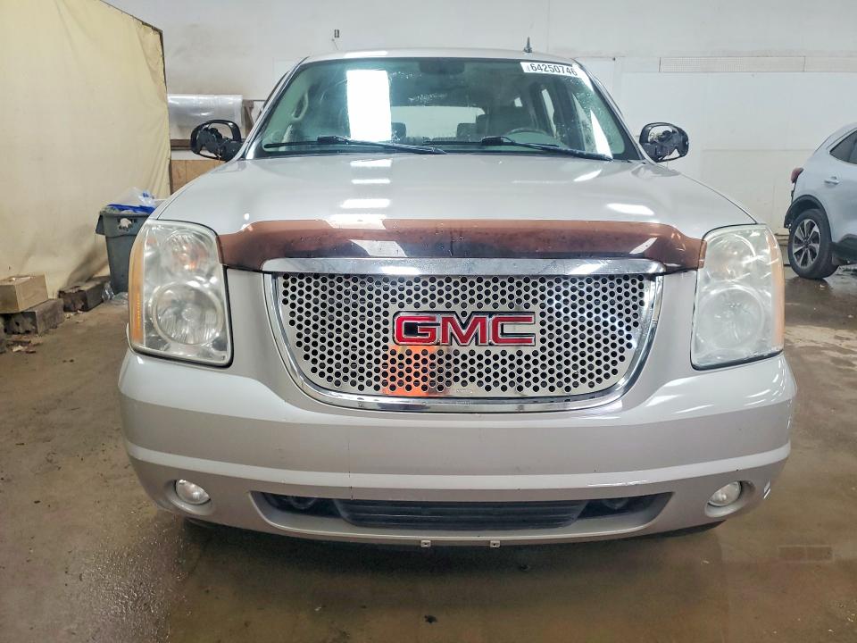 Продажа на аукционе авто 2009 Gmc Yukon Xl, vin: 1GKFK36379R224421, номер лота: 64250746