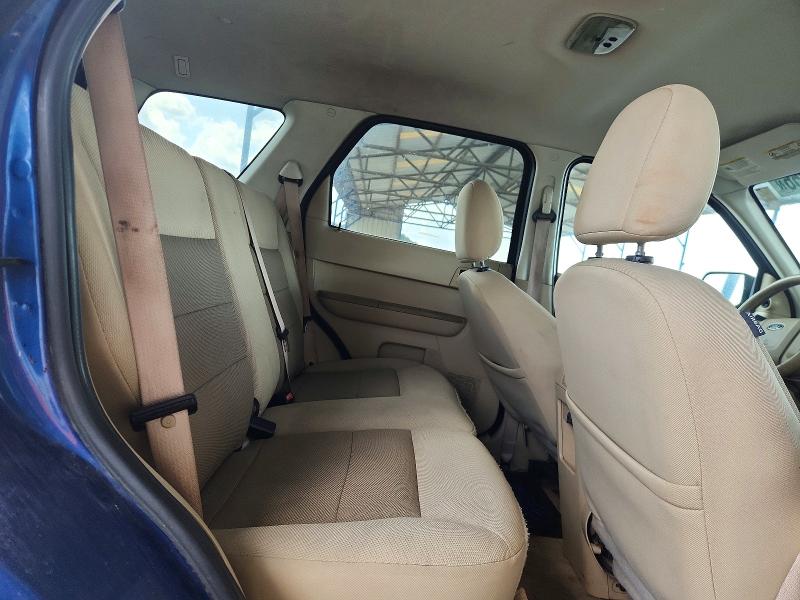 2008 Ford Escape მანქანა იყიდება აუქციონზე, vin: 1FMCU031X8KD40015, აუქციონის ნომერი: 65064356