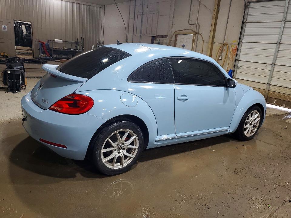 65151716 :رقم المزاد ، 3VWJX7AT5CM624957 vin ، 2012 Volkswagen Beetle مزاد بيع