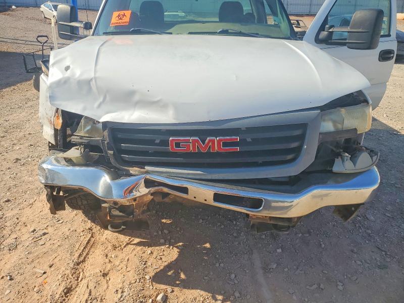 67073306 :رقم المزاد ، 1GTEC14V86E212391 vin ، 2006 Gmc New Sierra مزاد بيع